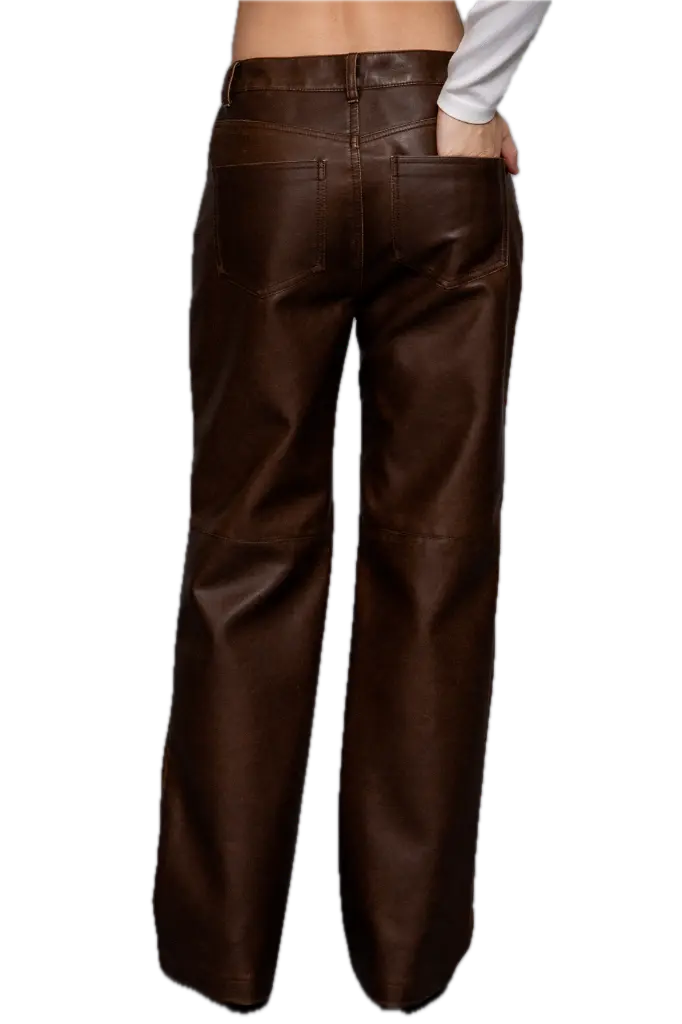 P14585HAZELNUT_4 Background Removed.webp