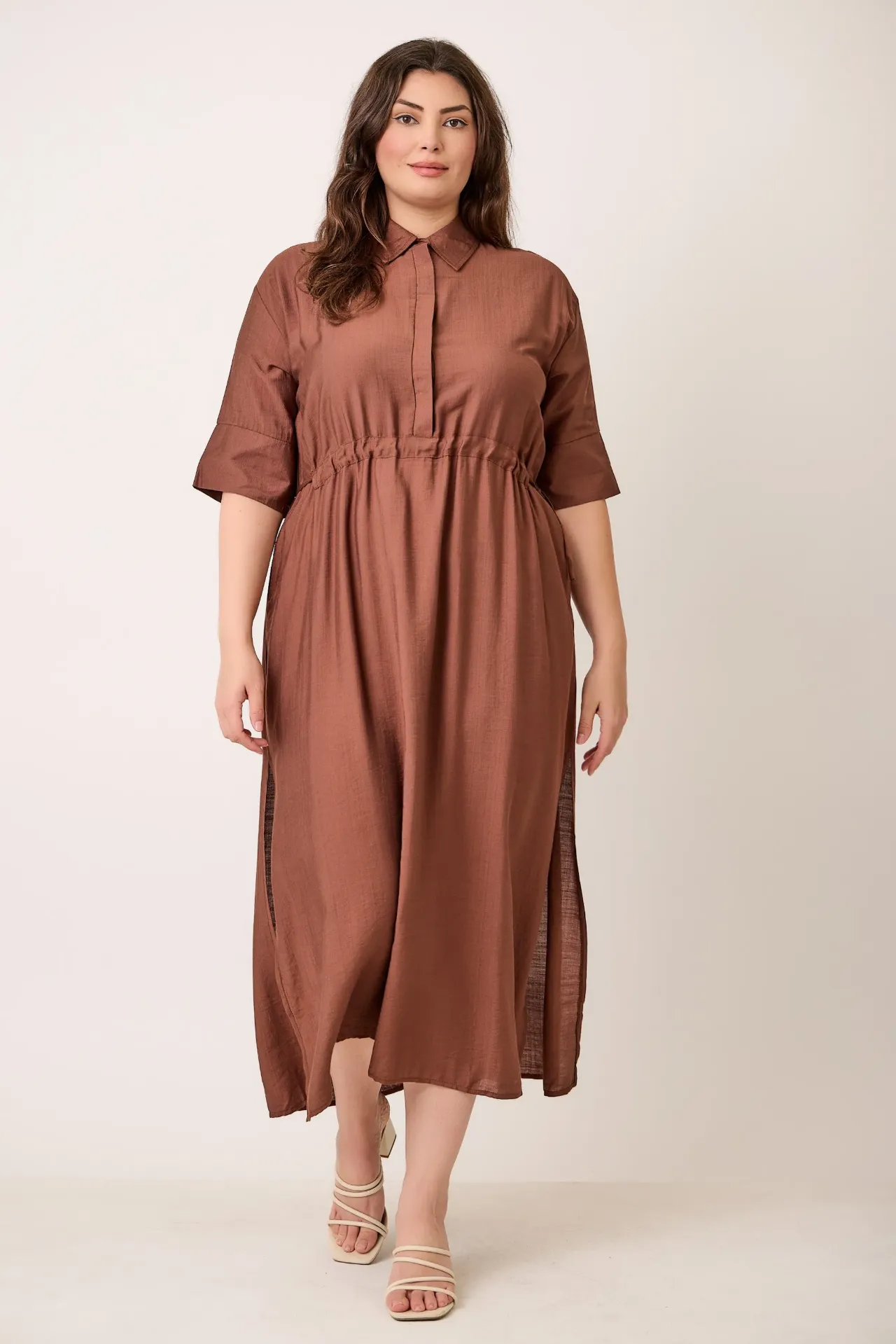 R315 Plus Size Collared Drawstring Midi Dress (XL)