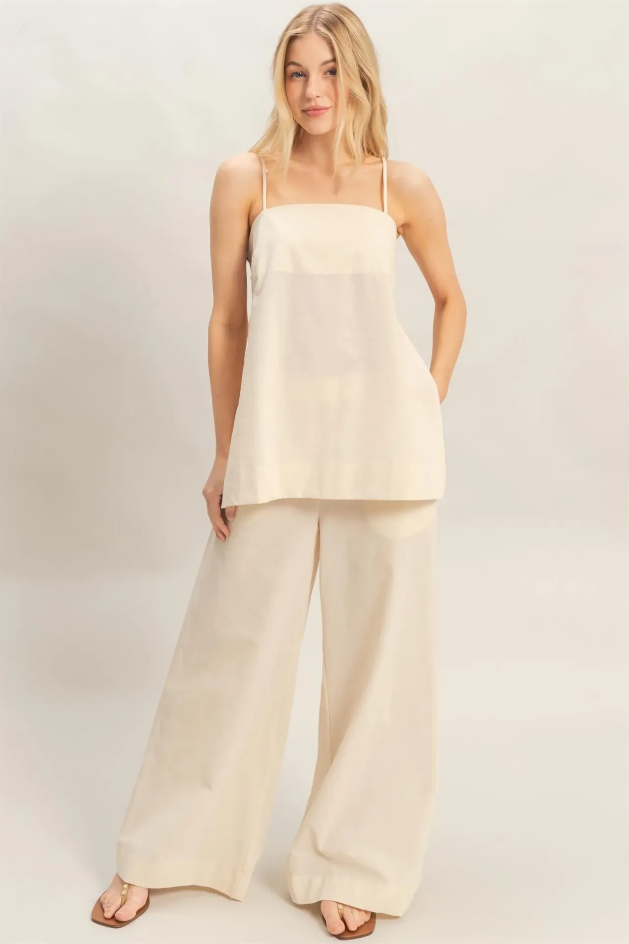 HF26C304-SET Spaghetti Strap Top & Wide-leg Pants Set